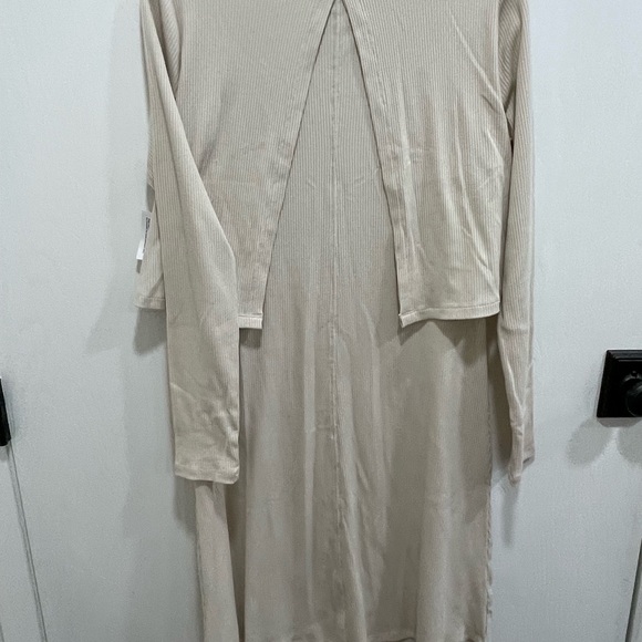 NWT Old Navy Maternity Nursing Dress - Picture 5 of 6